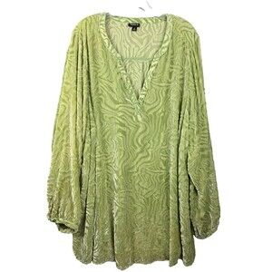Torrid Semi-Sheer Burnout Velvet Tunic Top Plus Size 4 Green Animal Print